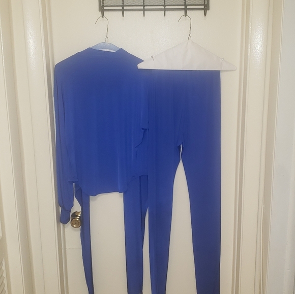 2 Piece Pant Set - Picture 3 of 3